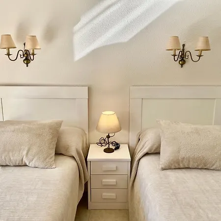 Relax Y Confort, Reformado Con Piscina Appartamento *